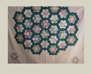 Grandmother‘s Flowergarden — Patchwork-Appliqué Quilt, 1980